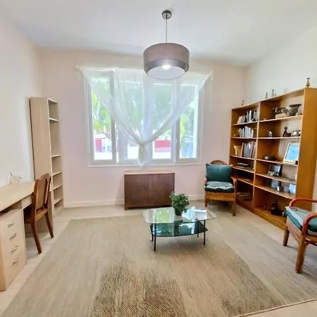 La Maison Familiale Villa *